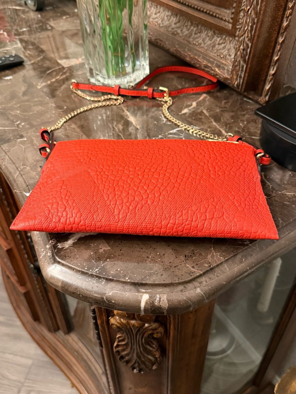 Burberry Chichester Crossbody Shoulder Bag Orange Leather  Gold Logo Chain - Picture 11 of 14
